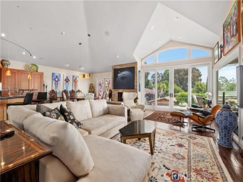 535  High Dr  , Laguna Beach, CA