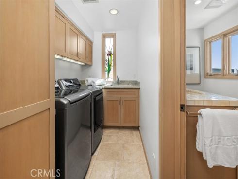 1907 Ocean Way, Laguna Beach, CA