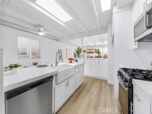 263 Grandview Street, Laguna Beach, CA