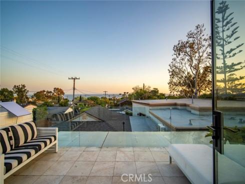 461 Poplar Street, Laguna Beach, CA