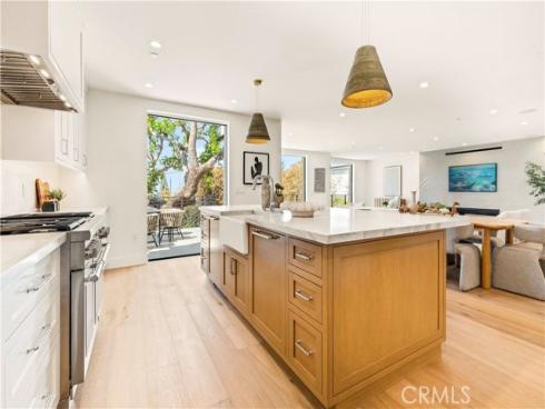 1759 Glenneyre Street, Laguna Beach, CA