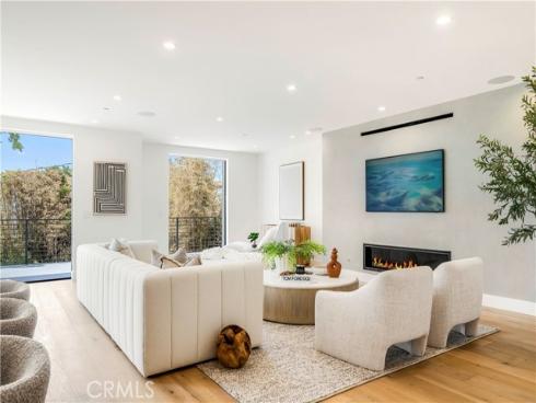 1759 Glenneyre Street, Laguna Beach, CA