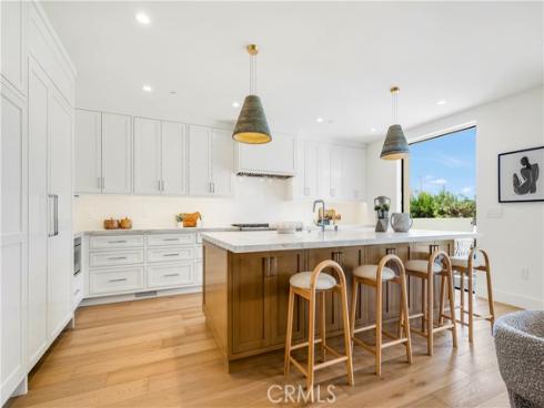 1759 Glenneyre Street, Laguna Beach, CA