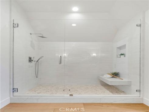 1759 Glenneyre Street, Laguna Beach, CA