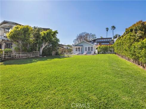 1041  Marine   Drive, Laguna Beach, CA