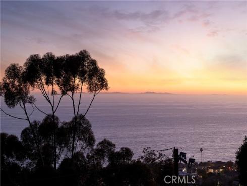 2163 Crestview Drive, Laguna Beach, CA