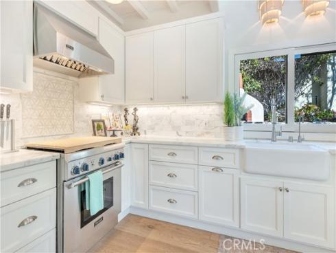 802 Rembrandt Drive, Laguna Beach, CA