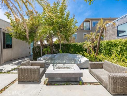 151 Cedar Way, Laguna Beach, CA