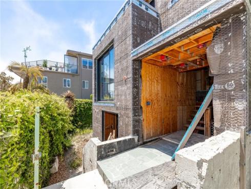 153 Cedar Way, Laguna Beach, CA