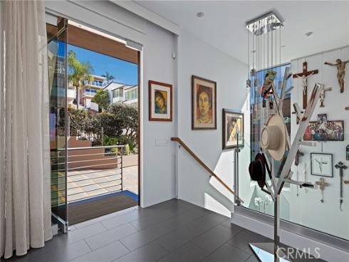 1088  Del Mar   Avenue, Laguna Beach, CA