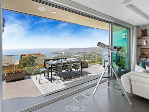 1088  Del Mar   Avenue, Laguna Beach, CA