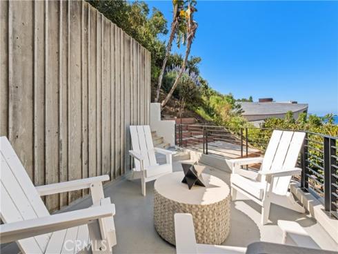 901 Summit Drive, Laguna Beach, CA