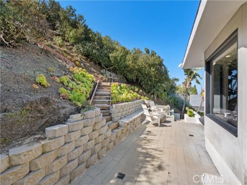 901 Summit Drive, Laguna Beach, CA
