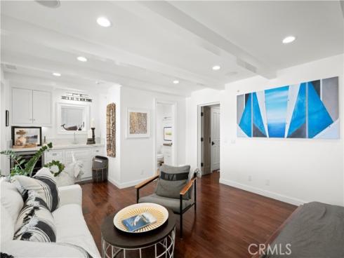 31889  Circle Drive  , Laguna Beach, CA