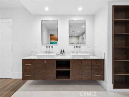 1435 Cerritos Drive, Laguna Beach, CA