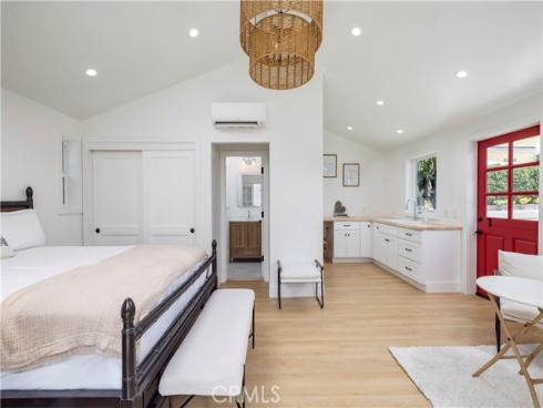 556 Through Street, Laguna Beach, CA