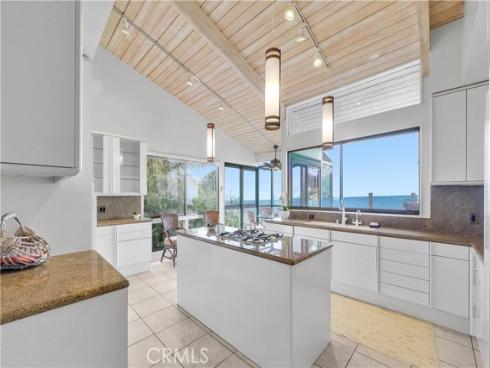 537 Dunnegan Place, Laguna Beach, CA