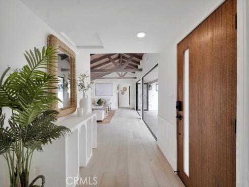 10 Camel Point , Laguna Beach, CA