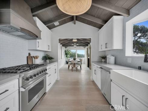 10 Camel Point , Laguna Beach, CA