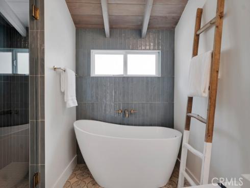 10 Camel Point , Laguna Beach, CA