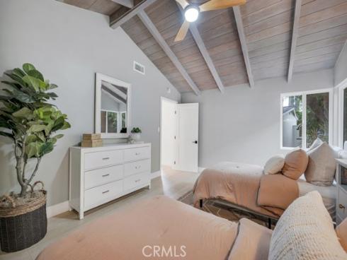 10 Camel Point , Laguna Beach, CA