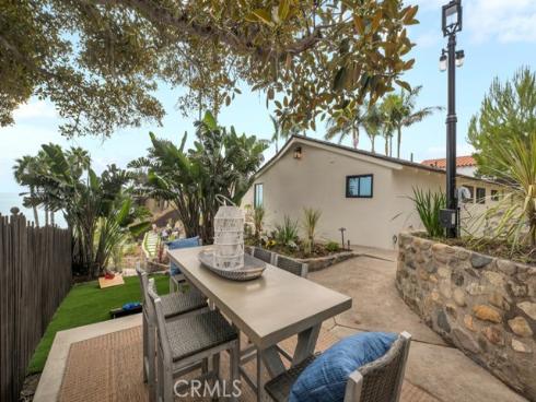 10 Camel Point , Laguna Beach, CA