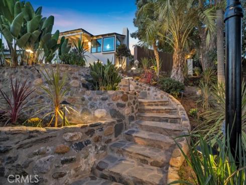 10 Camel Point , Laguna Beach, CA