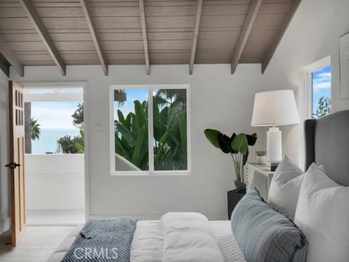 10 Camel Point , Laguna Beach, CA