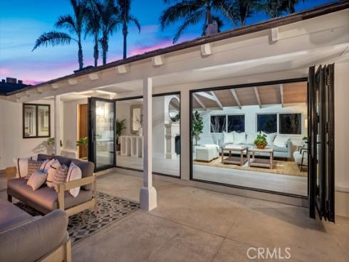 10 Camel Point , Laguna Beach, CA