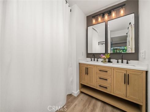 511 San Nicholas Court , Laguna Beach, CA