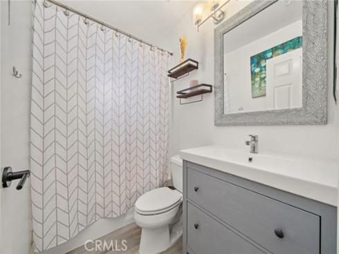 511 San Nicholas Court , Laguna Beach, CA