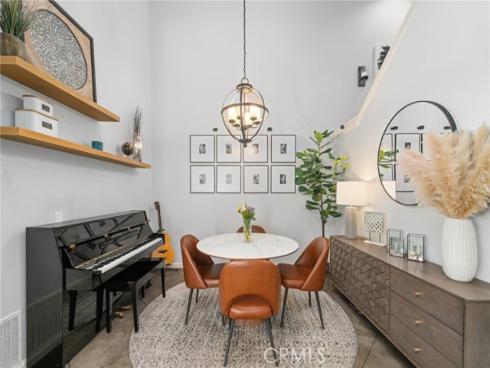 511 San Nicholas Court , Laguna Beach, CA