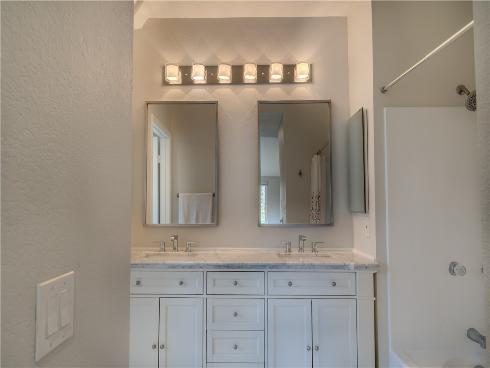 411 San Nicholas Court, Laguna Beach, CA