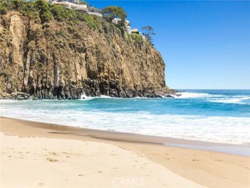 2460 Monaco Drive, Laguna Beach, CA