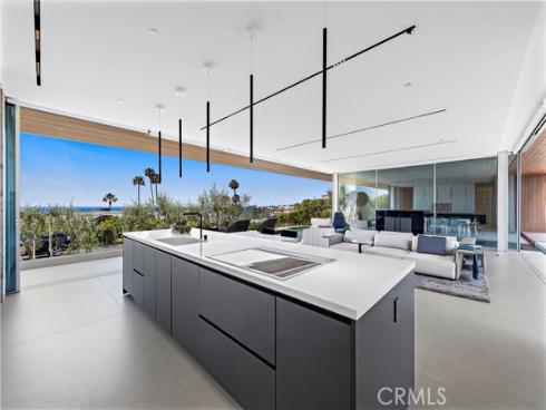 2460 Monaco Drive, Laguna Beach, CA