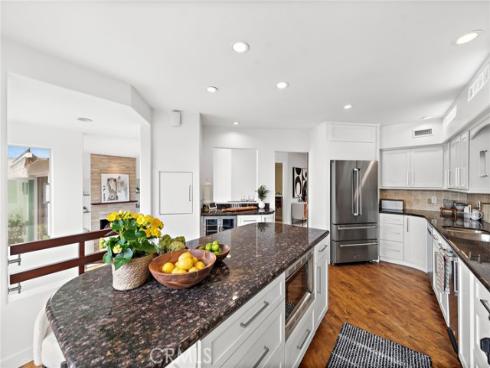 970 Quivera Street, Laguna Beach, CA