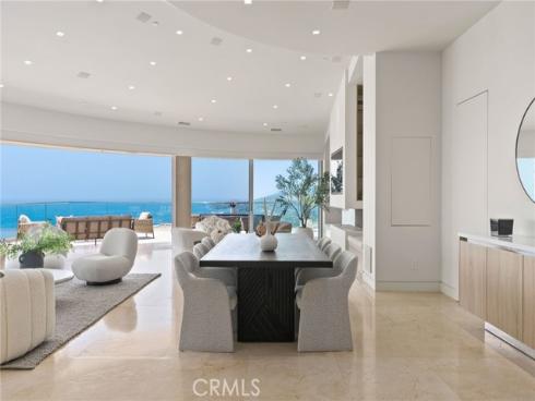 900  Gainsborough   Drive, Laguna Beach, CA