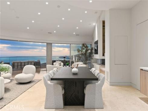 900  Gainsborough   Drive, Laguna Beach, CA