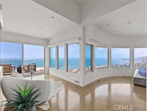 900  Gainsborough   Drive, Laguna Beach, CA