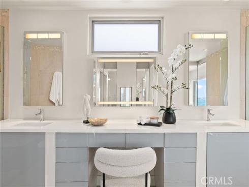 900  Gainsborough   Drive, Laguna Beach, CA