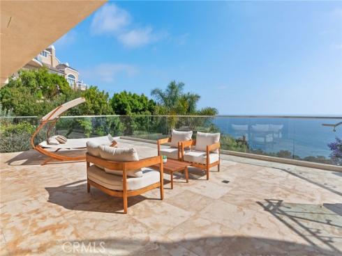 900  Gainsborough   Drive, Laguna Beach, CA
