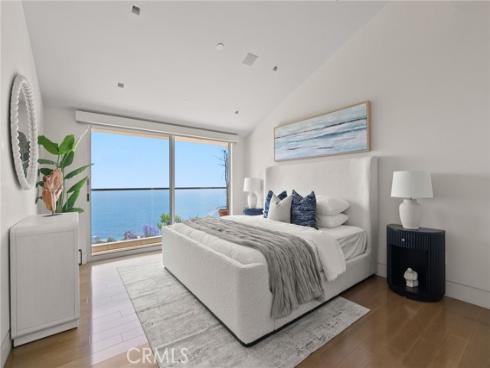 900  Gainsborough   Drive, Laguna Beach, CA