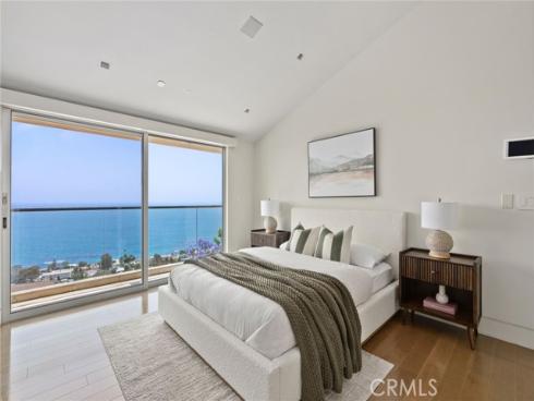 900  Gainsborough   Drive, Laguna Beach, CA