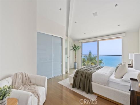 900  Gainsborough   Drive, Laguna Beach, CA