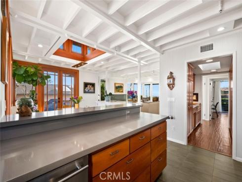 1687 Temple Hills Drive, Laguna Beach, CA