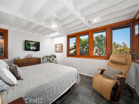 1687 Temple Hills Drive, Laguna Beach, CA