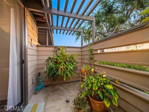 1687 Temple Hills Drive, Laguna Beach, CA