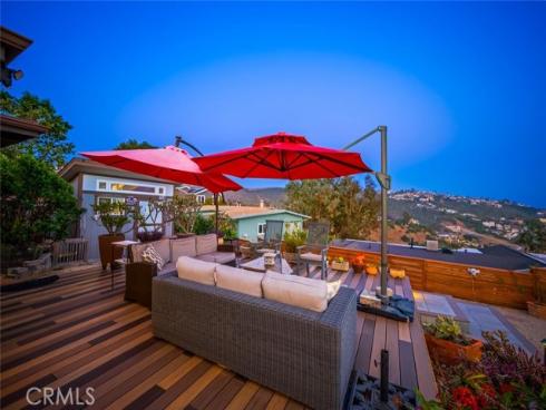 1687 Temple Hills Drive, Laguna Beach, CA