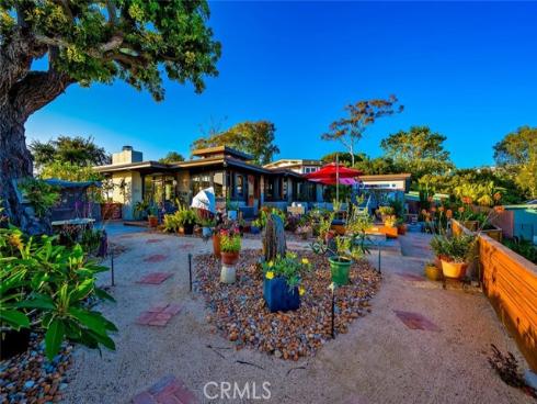 1687 Temple Hills Drive, Laguna Beach, CA