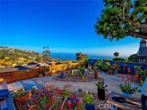 1687 Temple Hills Drive, Laguna Beach, CA